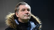 Michael Zorc spricht von einem ungleichen Meisterrennen
