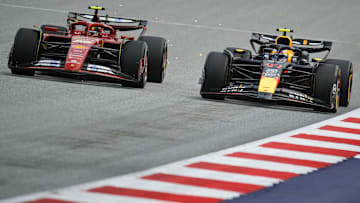 Carlos Sainz Jr., Ferrari, Sergio Perez, Red Bull, Formula 1