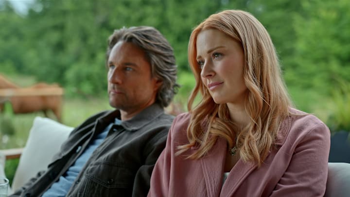 Virgin River S7. (L to R) Martin Henderson as Jack Sheridan and Alexandra Breckenridge as Melinda Monroe in Episode #710 of Virgin River S7