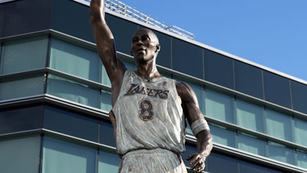 A statue of Kobe Bryant at Crypto.com Arena