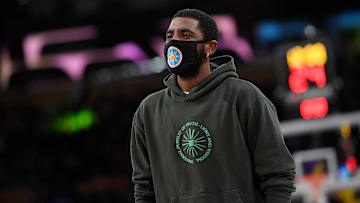 Kyrie Irving vive una situación complicada tras su negativa a vacunarse en contra del COVID-19