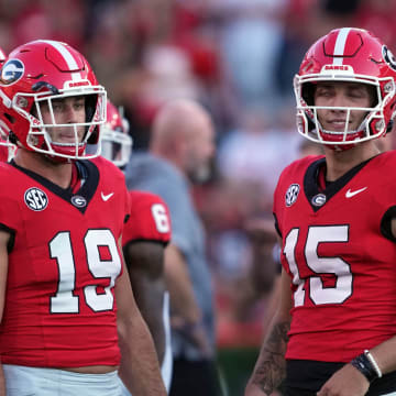 Sep 23, 2023; Athens, Georgia, USA; Georgia Bulldogs tight end Brock Bowers (19) and quarterback Carson Beck (15) during the game against the UAB Blazers at Sanford Stadium. Mandatory Credit: Kirby Lee-USA TODAY Sports