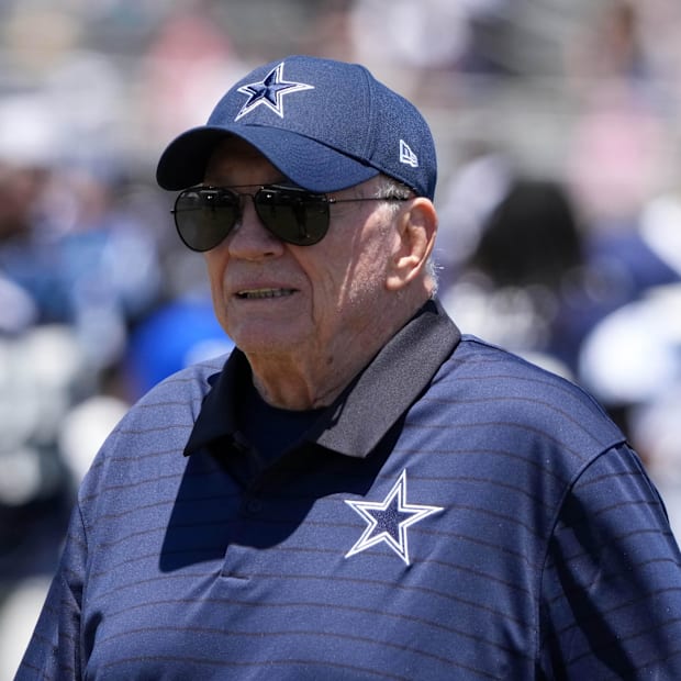 Dallas Cowboys owner Jerry Jones at training camp at the River Ridge Fields.