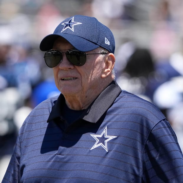 Dallas Cowboys owner Jerry Jones at training camp at the River Ridge Fields.