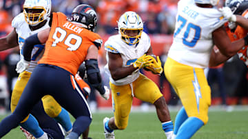 Los Angeles Chargers v Denver Broncos