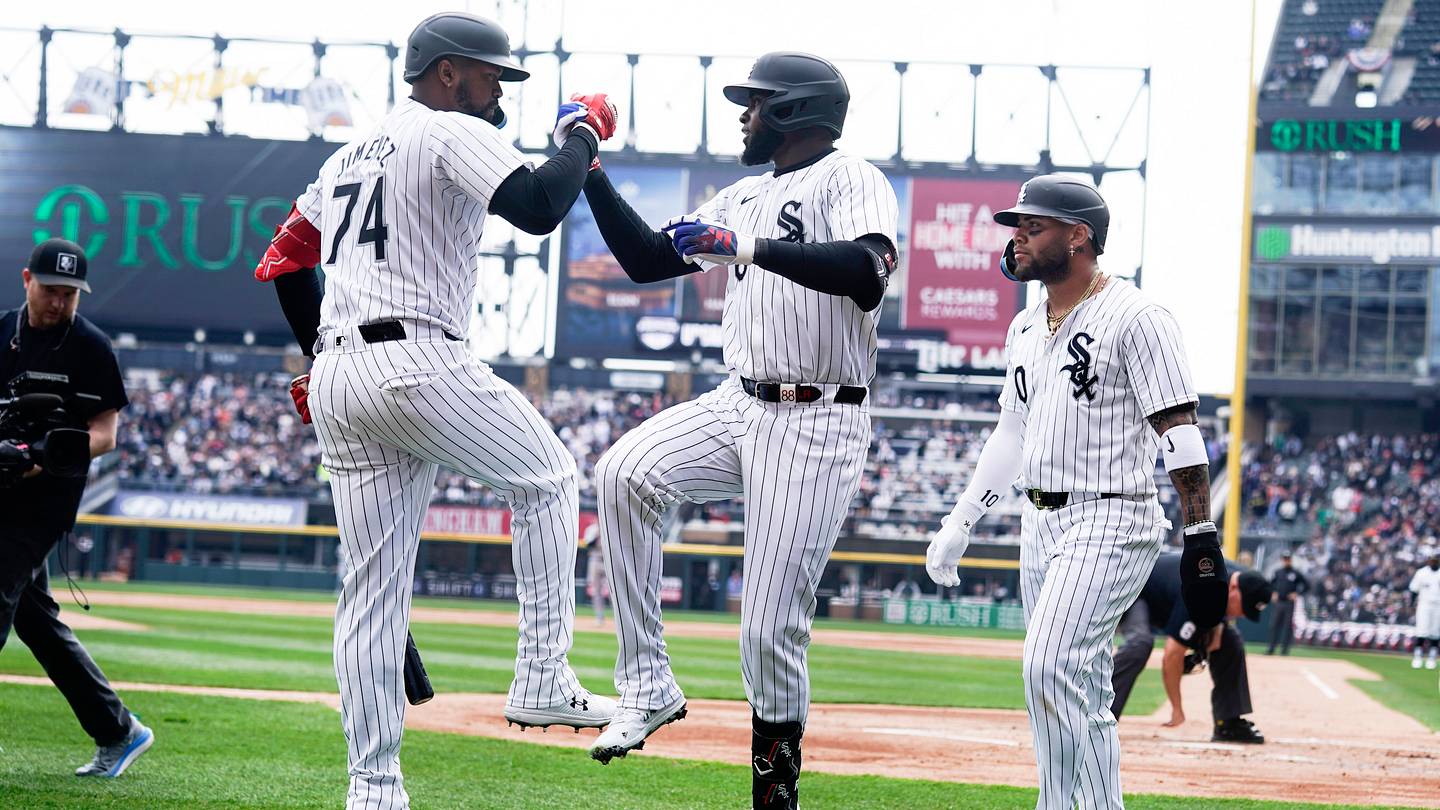 3 things ruined Chicago White Sox star Luis Robert Jr's two-home-run day - Vimarsana News