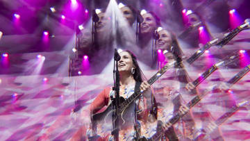 Missy Higgins Performs Live At The Bowl