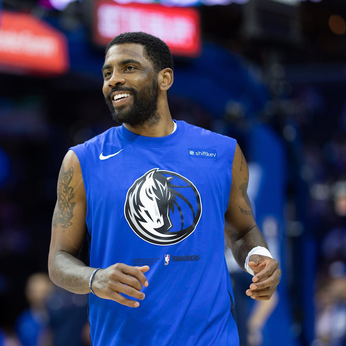 Kyrie irving 76ers store