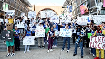 Luka Doncic trade protest outside of the American Airlines Center