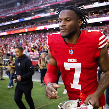 Dec 17, 2023; Glendale, Arizona, USA; San Francisco 49ers cornerback Charvarius Ward (7) against the Arizona Cardinals at State Farm Stadium. 