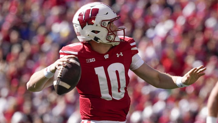 Wisconsin Badgers quarterback Tyler Van Dyke exited Saturday's game against Alabama with an apparent injury.