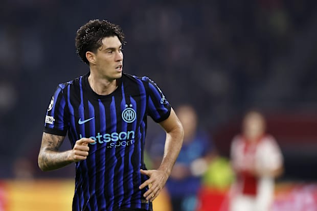 อเลสซานโดร บาสโตนี