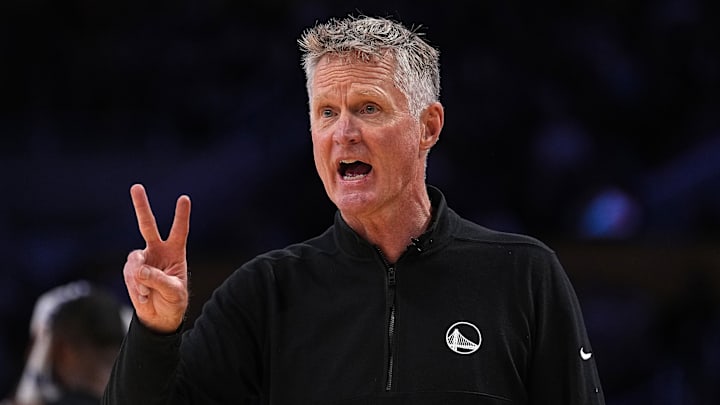 Golden State Warriors v Los Angeles Lakers