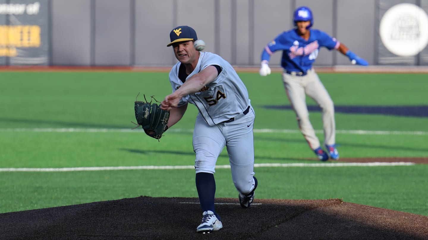West Virginia Wins Clemson Regional Opener Over Kentucky