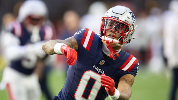 New England Patriots cornerback Christian Gonzalez (0) against the Arizona Cardinals at State Farm Stadium.