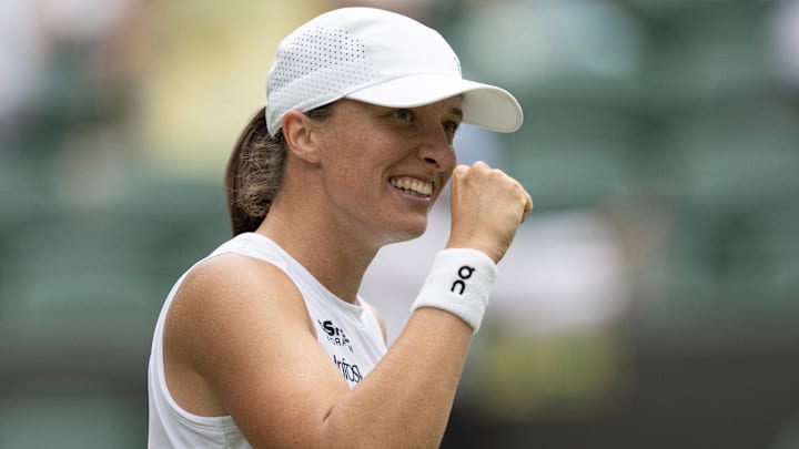 Swiatek defeated Belinda Bencic of Switzerland on Thursday to advance to the Wimbledon final. Swiatek defeated Belinda Bencic of Switzerland on Thursday to advance to the Wimbledon final.