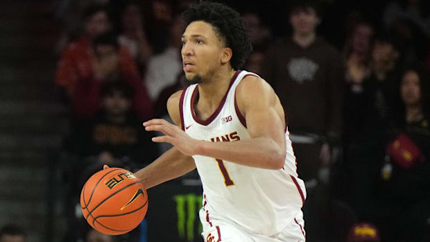 Jan 14, 2025; Los Angeles, California, USA; Southern California Trojans guard Desmond Claude (1) dribbles the ball in the sec