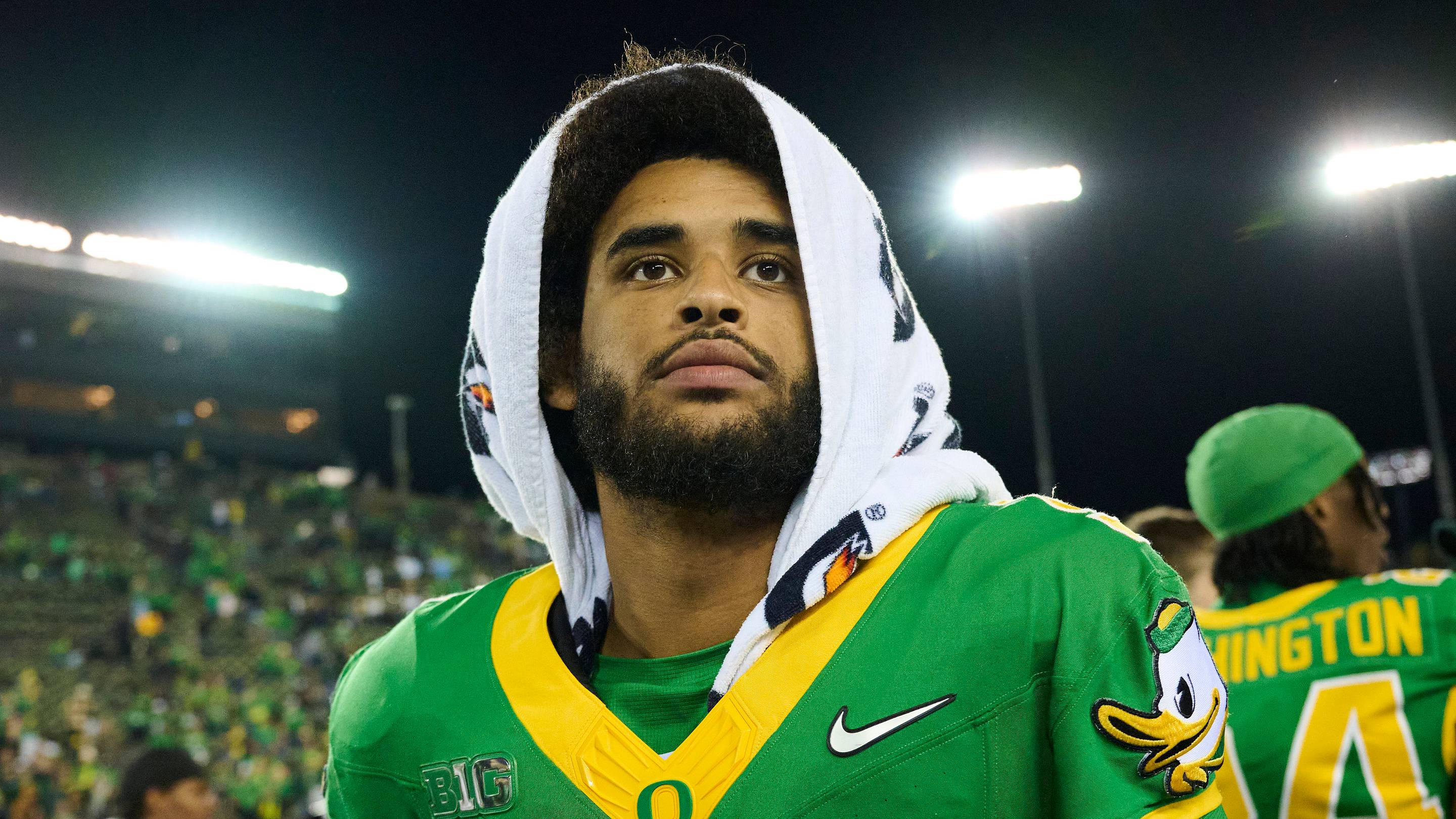 Dante Moore Carted Off After Scary Hit in Oregon-USC Showdown