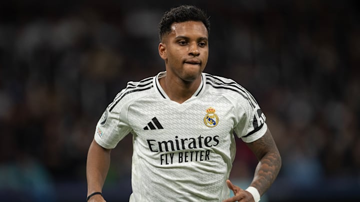 Rodrygo est sur le départ du Real Madrid. Rodrygo est sur le départ du Real Madrid.
