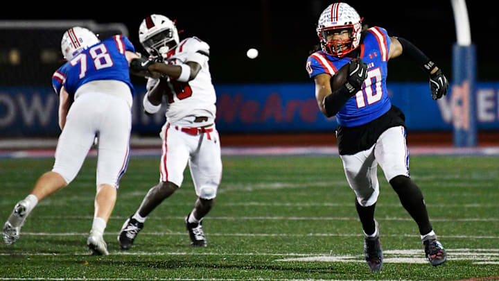 Washington Township's Jaylen Robinson runs the ball in for a touchdown during the 4th quarter of the Central Jersey Group 5 football semifinal playoff game between Washington Township and Rancocas Valley played at Washington Township High School on Friday, November 7, 2025. Washington Township defeated Rancocas Valley, 44-26.