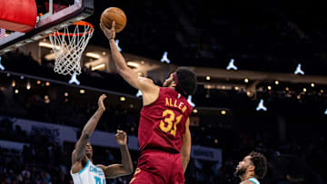 Mar 7, 2025; Charlotte, North Carolina, USA; Cleveland Cavaliers center Jarrett Allen (31) shoots against the Charlotte Hornets during the third quarter at Spectrum Center. Mandatory Credit: Scott Kinser-Imagn Images