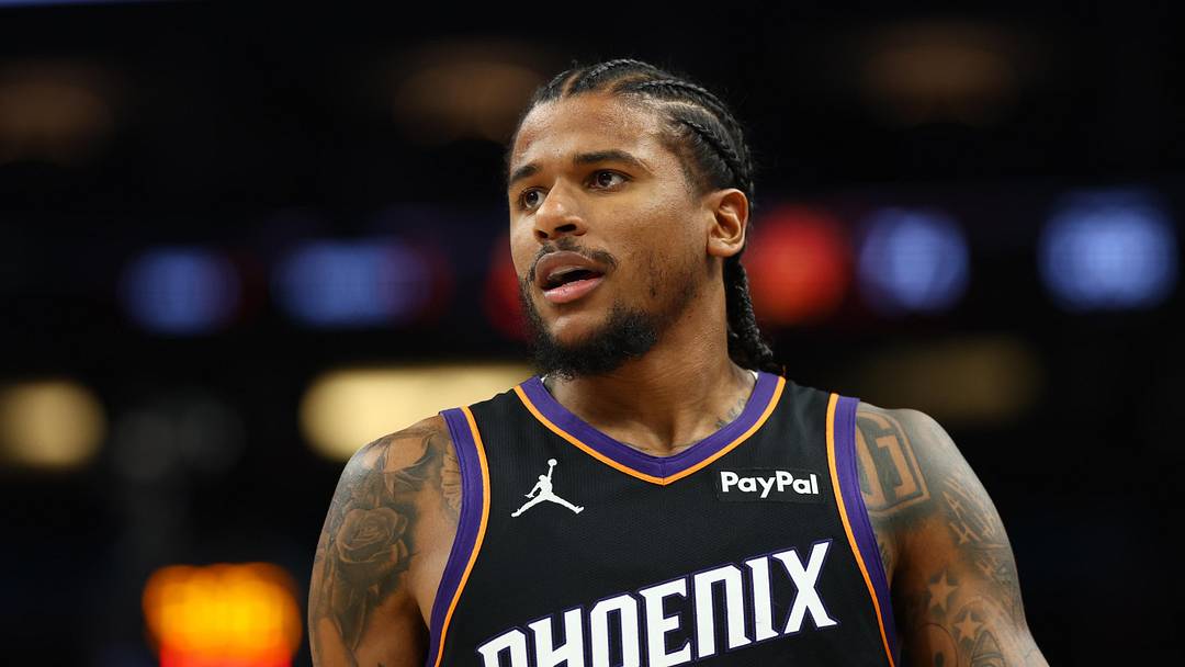 Apr 27, 2026; Phoenix, Arizona, USA; Phoenix Suns guard Jalen Green (4) against the Oklahoma City Thunder during game four of the first round of the 2026 NBA Playoffs at Mortgage Matchup Center. Mandatory Credit: Mark J. Rebilas-Imagn Images
