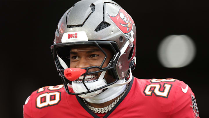Tampa Bay Buccaneers safety Shilo Sanders takes the field for warmups before a preseason game against the Tennessee Titans
