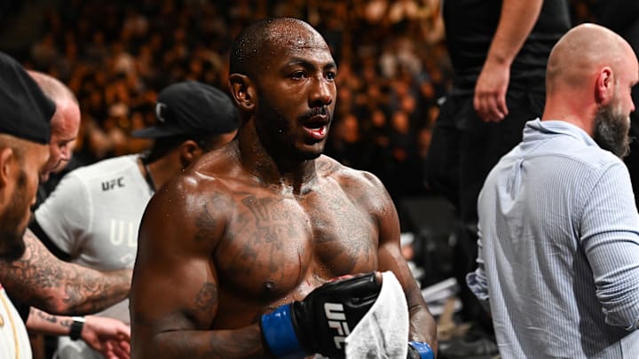 Khalil Rountree Jr. Relives Alex Pereira Fight & KOs UFC Opponents in  "Tipsy" Video
