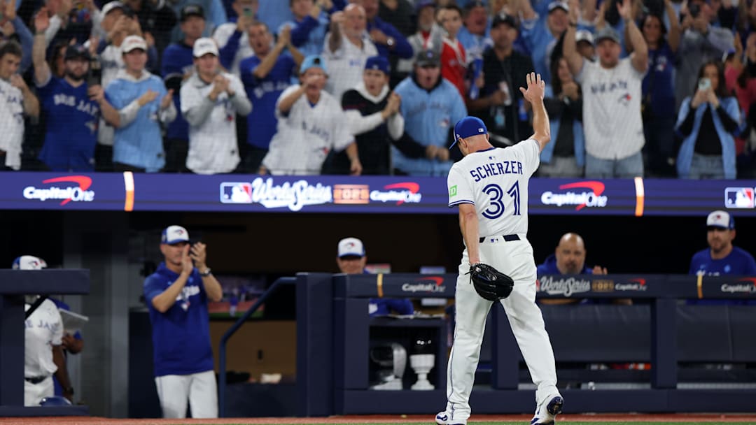 World Series - Los Angeles Dodgers v Toronto Blue Jays - Game Seven