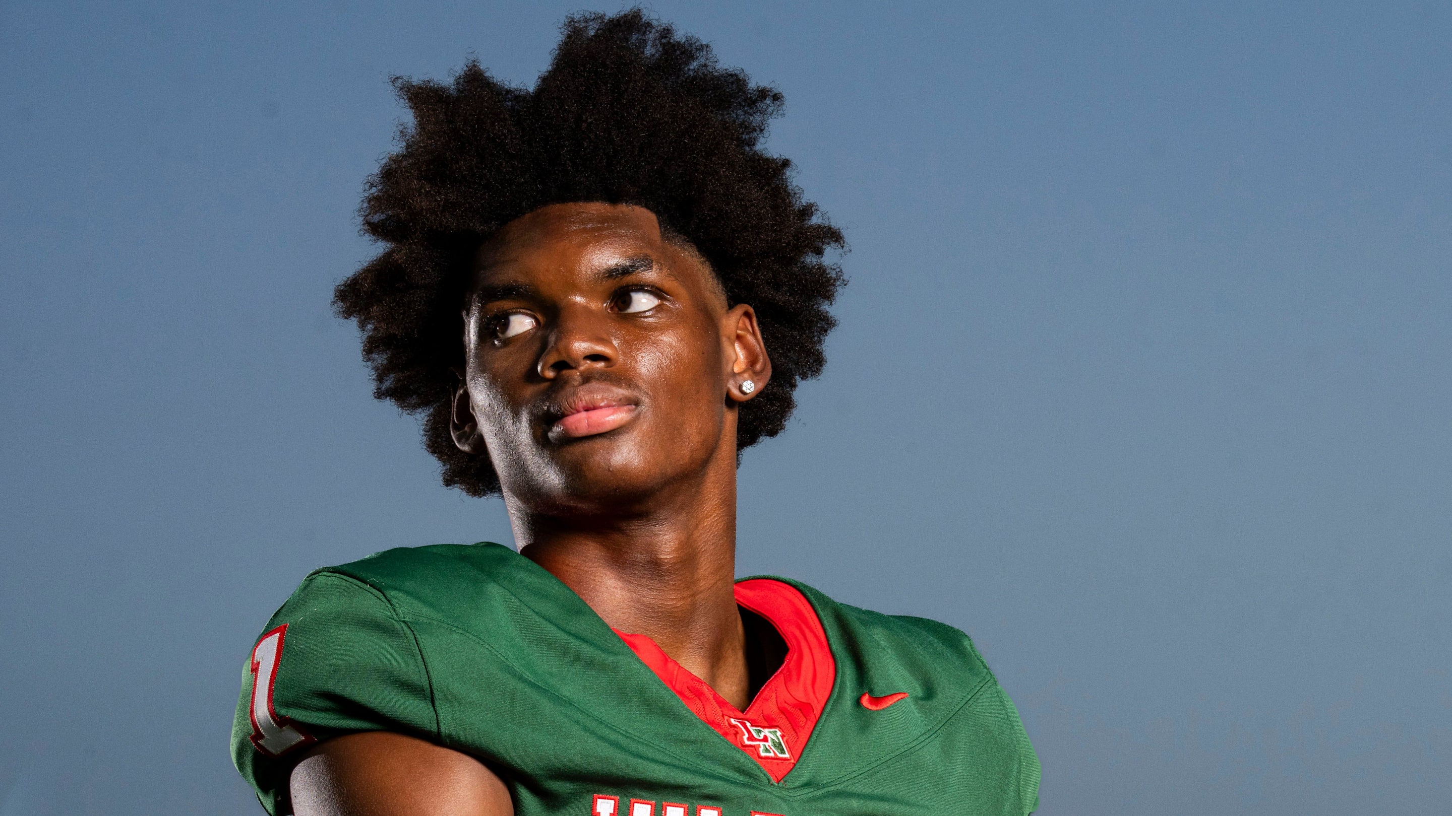 Texas WR Commit Easton Royal Sends Recruiting Pitch to Monshun Sales