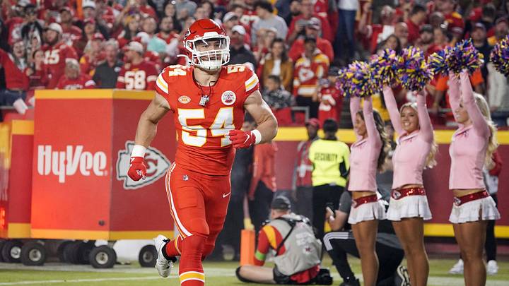 Leo Chenal has two sacks in his last three games despite playing limited snaps