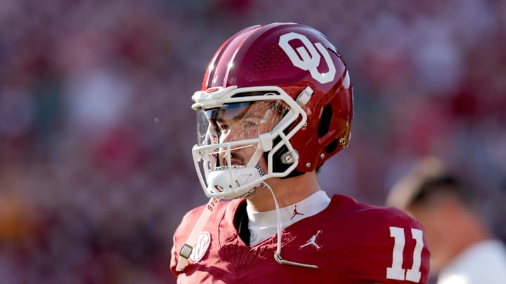 Oklahoma Sooners quarterback Jackson Arnold (11) warms up during a college football game between the University of Oklahoma Sooners (OU) and the Tennessee Volunteers at Gaylord Family - Oklahoma Memorial Stadium in Norman, Okla., Saturday, Sept. 21, 2024.