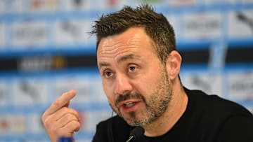Roberto De Zerbi est critiqué régulièrement.