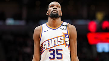 Phoenix Suns v Toronto Raptors