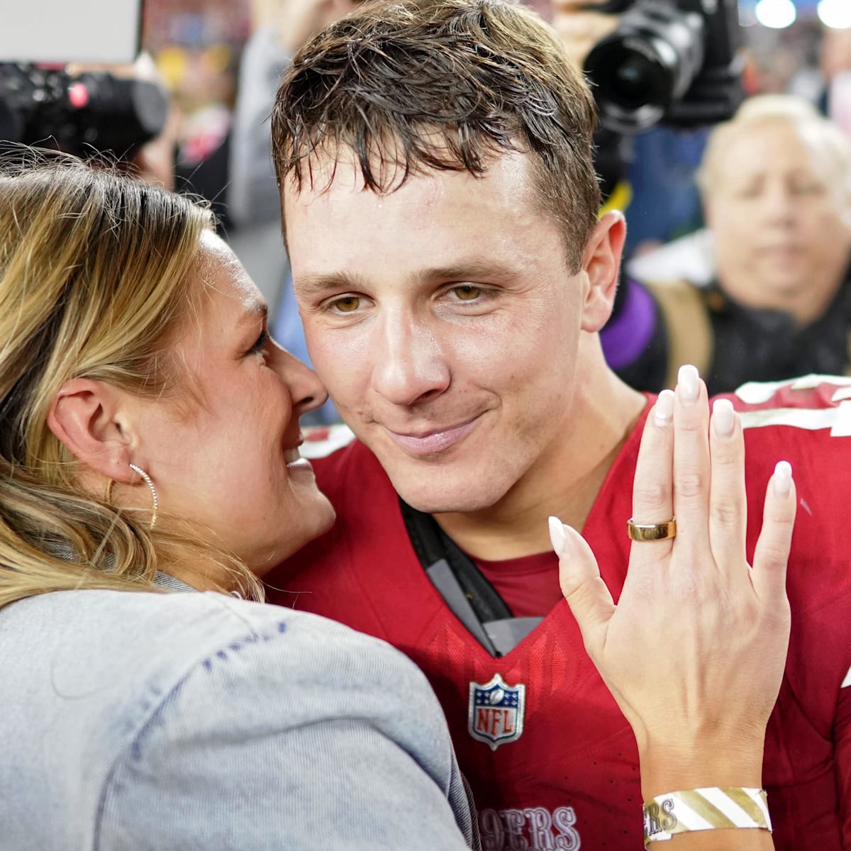 49ers QB Brock Purdy posts awkward 'fishing' photo with wife Jenna amid  contract rift