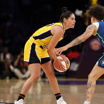 The Sparks are road underdogs to the Lynx on Saturday afternoon.