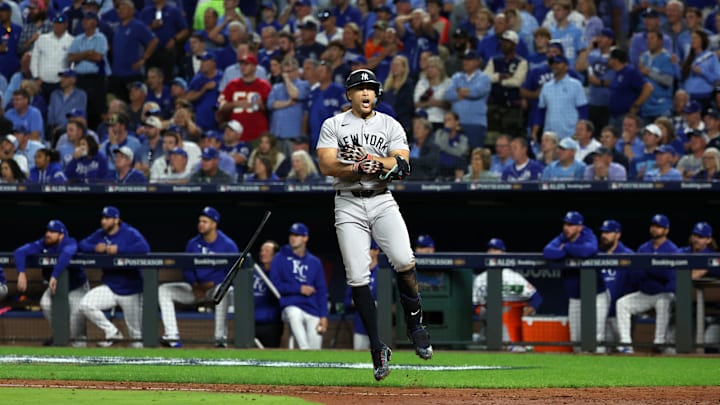 Division Series - New York Yankees v Kansas City Royals - Game 3
