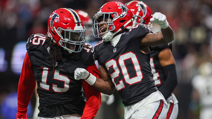 Atlanta Falcons Defense ‘Bows the F*** Up’, Drives Win Over New