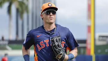 Houston Astros first base Zach Dezenzo