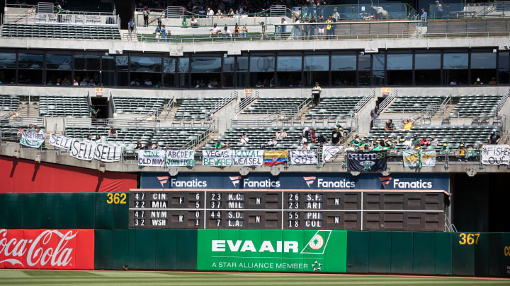 Texas Rangers v Oakland Athletics