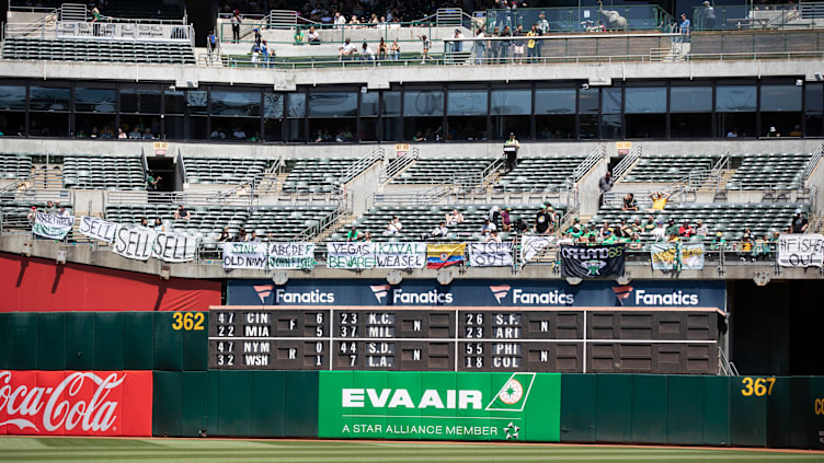 Texas Rangers v Oakland Athletics