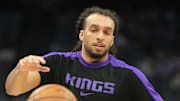 Apr 11, 2025; Sacramento, California, USA; Sacramento Kings guard Devin Carter (22) warms up before the game against the Los Angeles Clippers at Golden 1 Center.