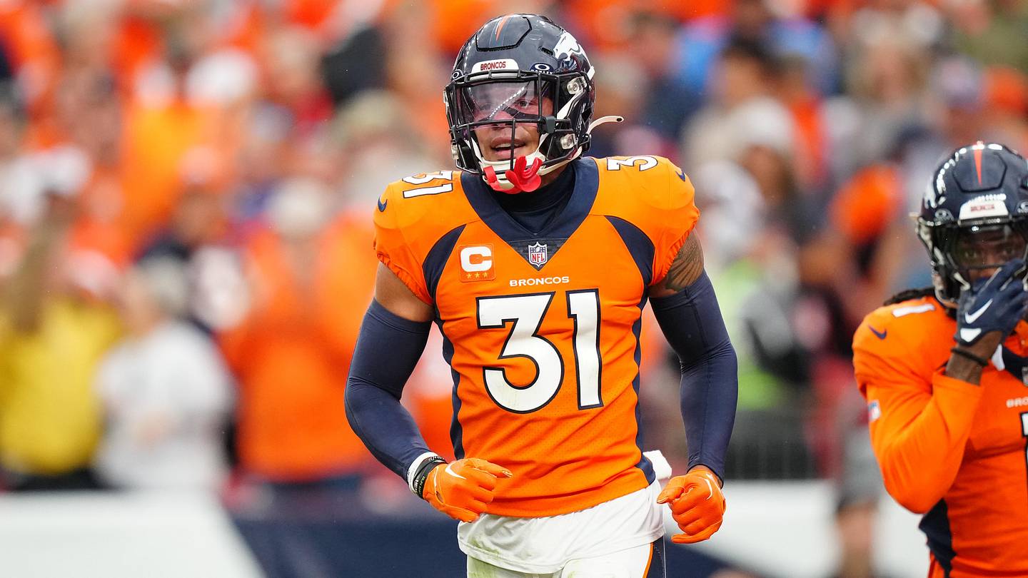 Ranking Top 10 NFL Free Agents Still Unsigned: Plenty of Big Names Available - Vimarsana News