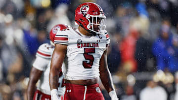Los Angeles Chargers edge Kyle Kennard