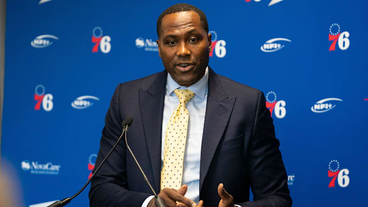 Sep 13, 2019; Philadelphia, PA, USA; Philadelphia 76ers general manager Elton Brand speaks at the podium during the sculpture unveiling ceremony honoring Charles Barkley at the Philadelphia 76ers Training Complex. Mandatory Credit: Bill Streicher-Imagn Images Sep 13, 2019; Philadelphia, PA, USA; Philadelphia 76ers general manager Elton Brand speaks at the podium during the sculpture unveiling ceremony honoring Charles Barkley at the Philadelphia 76ers Training Complex. Mandatory Credit: Bill Streicher-Imagn Images