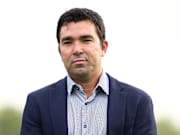 Deco est le directeur sportif du Barça. 