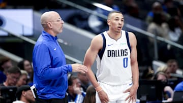 Feb 13, 2025; Dallas, Texas, USA;  Dallas Mavericks head coach Jason Kidd speaks with Dallas Mavericks guard Dante Exum (0) during the second half against the Miami Heat at American Airlines Center. Mandatory Credit: Kevin Jairaj-Imagn Images