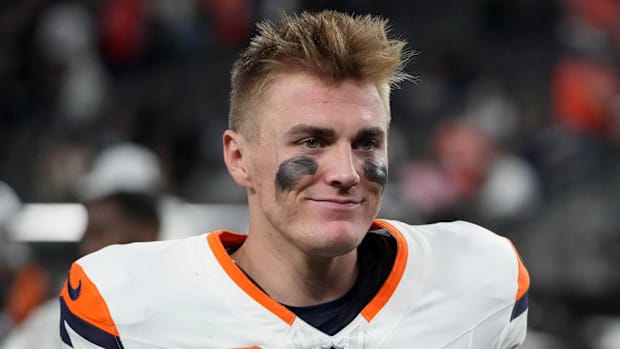 Oregon Ducks Bo Nix Denver Broncos Sean Payton Patrick Mahomes Justin Herbert NFL AFC West Chiefs Chargers Geno Smith Raiders