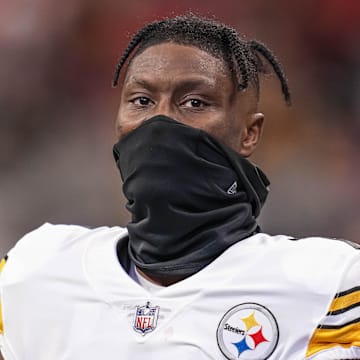 Dec 4, 2022; Atlanta, Georgia, USA; Pittsburgh Steelers wide receiver George Pickens (14) on the field during warm up prior to the game against the Atlanta Falcons at Mercedes-Benz Stadium. Mandatory Credit: Dale Zanine-Imagn Images