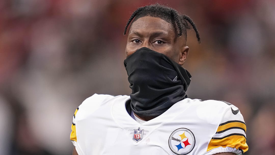 Dec 4, 2022; Atlanta, Georgia, USA; Pittsburgh Steelers wide receiver George Pickens (14) on the field during warm up prior to the game against the Atlanta Falcons at Mercedes-Benz Stadium. Mandatory Credit: Dale Zanine-Imagn Images